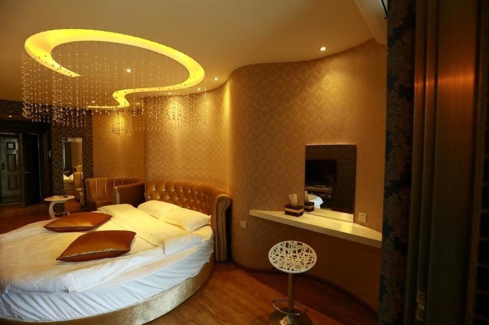 Yawei Apartment Hotel Kunming Exterior photo