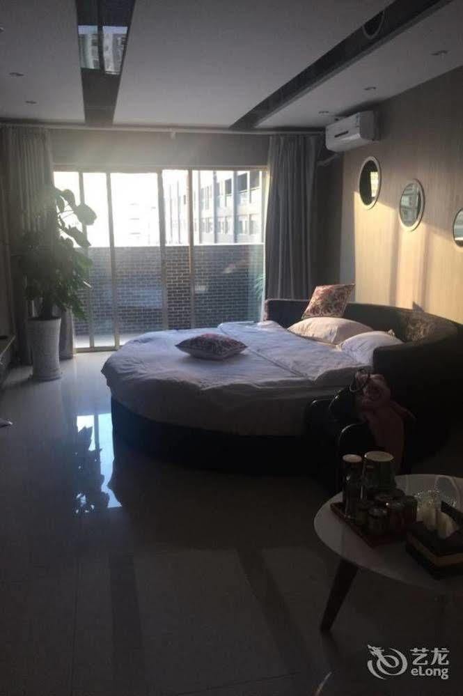 Yawei Apartment Hotel Kunming Exterior photo